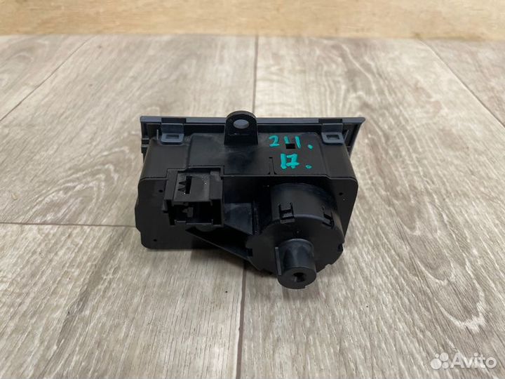 Переключатель света фар Mercedes-Benz E-Class W211