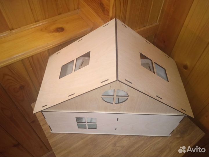 Кукольный домик с мебелью