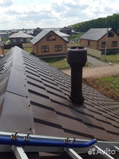 Кровельная вентиляция Коньковый аэратор