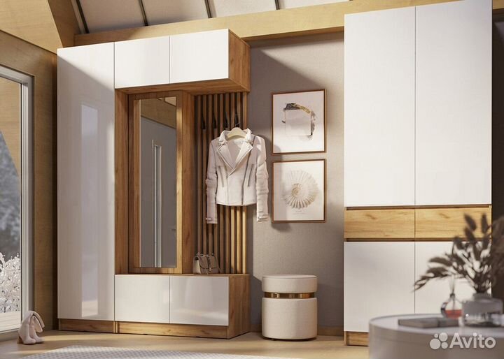 Прихожая с антресолью и зеркалом новая