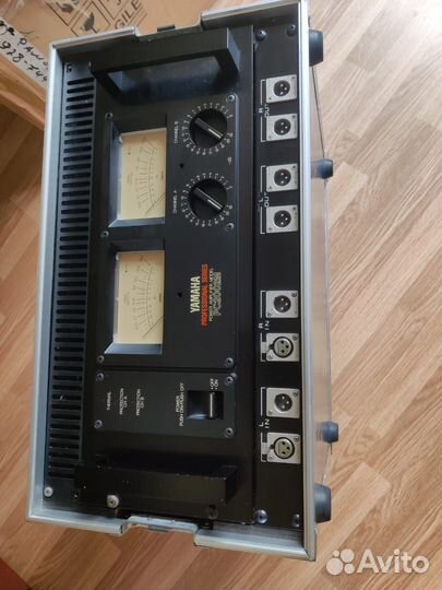 Кейс усилителя yamaha pc2002m