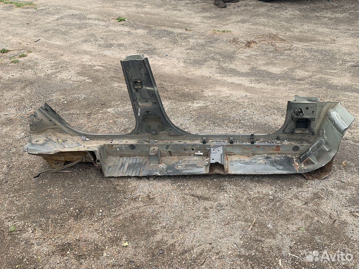 Левый порог kia rio 2 рест хэтчбек