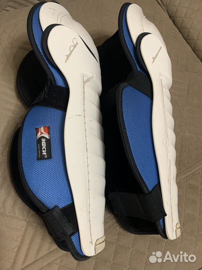 Щитки хоккейные 14 SR