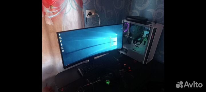 Компьютер,монитор,мышка и наушники