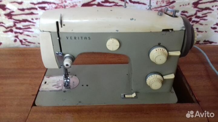 Швейная ножная машинка Veritas / Германия, 1961 г