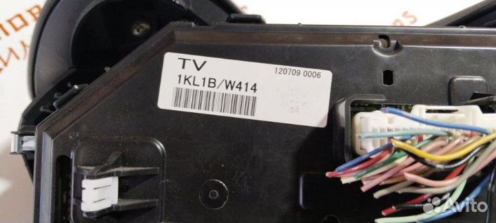 Щиток приборов Nissan Juke NF15 MR16DT 2012