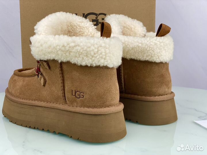 Угги на платформе женские UGG Funkarra Cabin