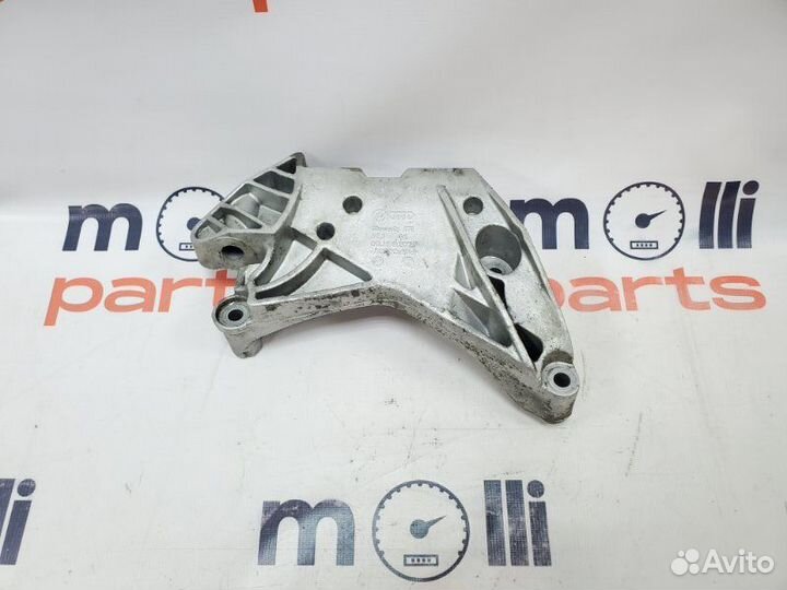 Кронштейн двигателя правый Volkswagen Tiguan 2