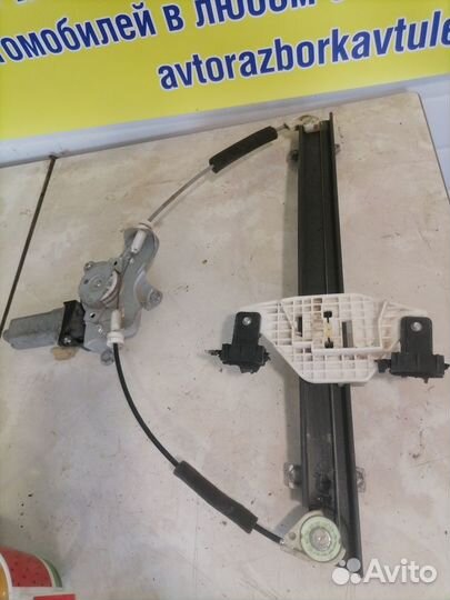 Стеклоподъемник передний правый Hyundai Sonata 4