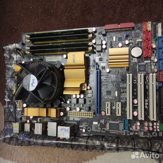 Коробка рабочих материнских плат