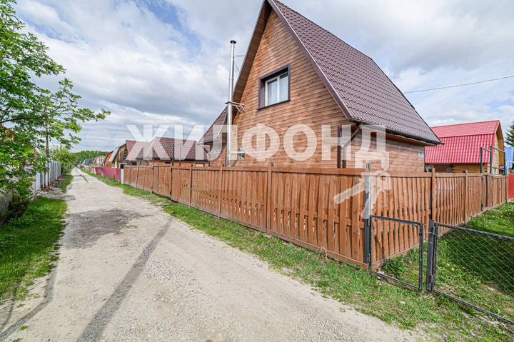 Дача 86 м² на участке 4 сот.