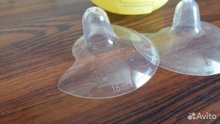 Силиконовые накладки Medela новые