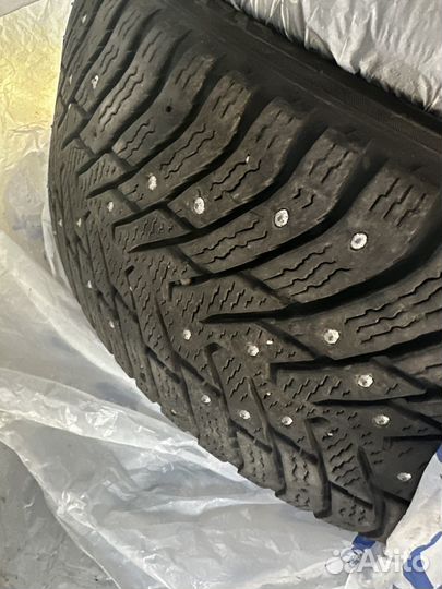 Nokian Tyres Hakkapeliitta 8 225/50 R17 98T
