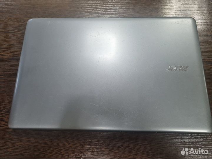 Ноутбук Acer e1-572g