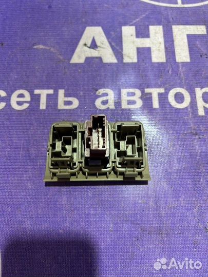 Кнопкa VSA Honda Accord 7 CL9 K24A3 2007