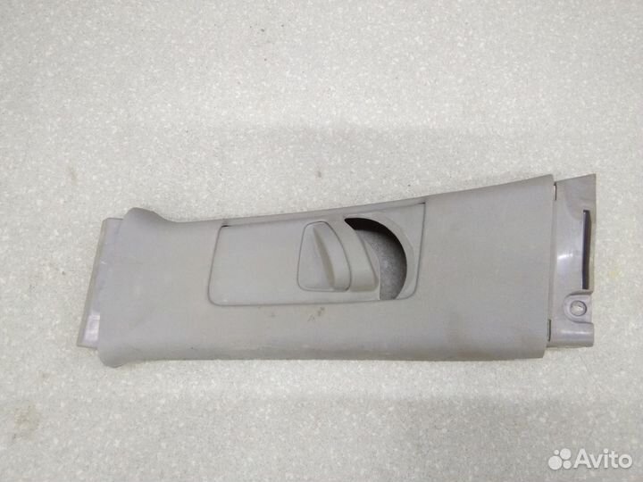 Обшивка средней стойки левая Toyota Camry XV40 200