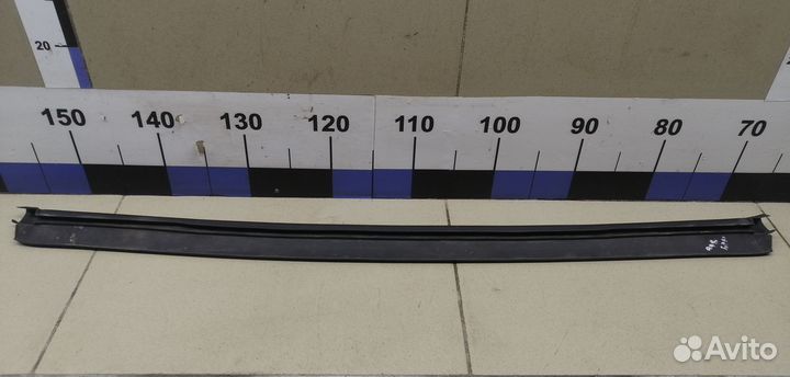 Уплотнитель капота 5-serie GT F07 2009-2016