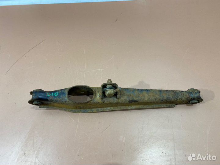 Рычаг задний правый Mitsubishi Lancer 10 2008