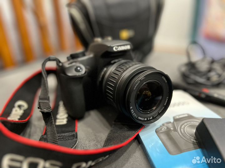 Зеркальный фотоаппарат canon eos1000d 18-55 мм