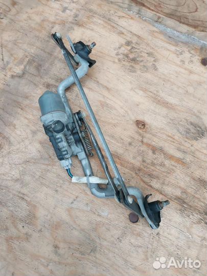 Трапеция стеклоочистителя Toyota Prius 3 ZVW30