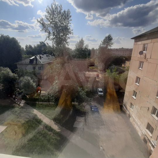 Комната 11 м² в 6-к., 5/5 эт.