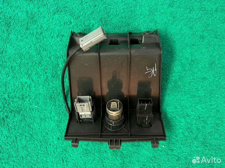 Блок USB AUX Honda Civic 5D 2013
