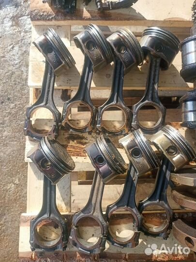 Поршень с шатуном Mercedes-Benz W220