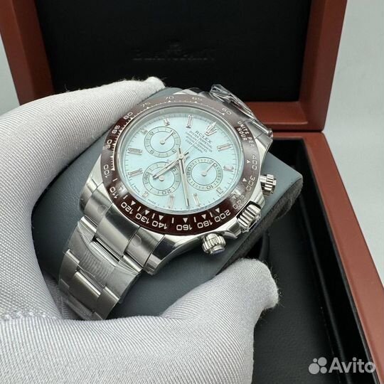 Часы Rolex Daytona, сапфир