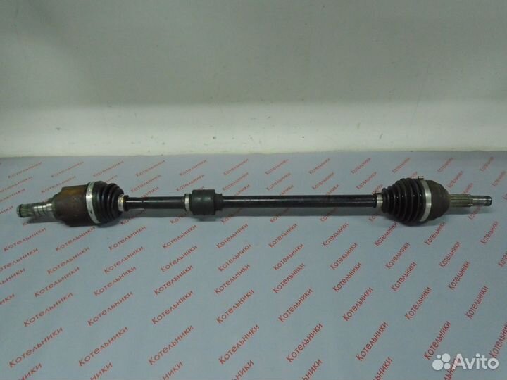 Nissan 39100-9U005 Вал приводной правый