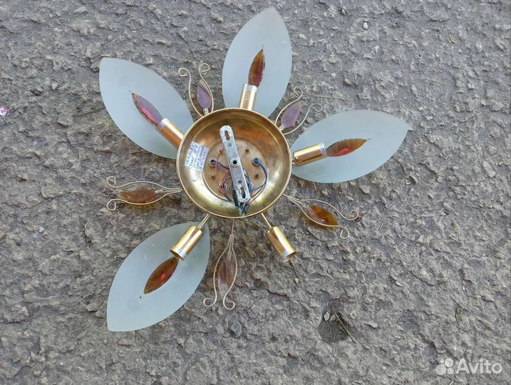 Люстра пятирожковая