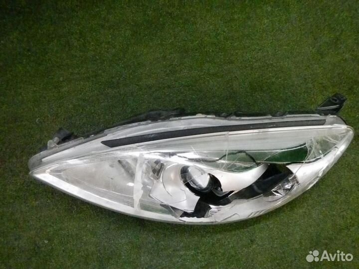 Фара левая Mazda 5 CW (2010-2015) галоген