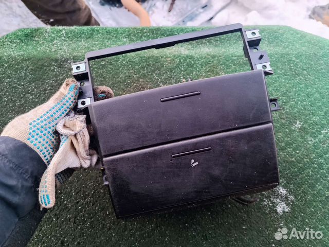 Пепельница Киа Соренто 1 2005 г