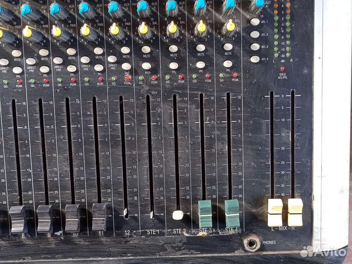 Микшерный пульт, требует ремонта