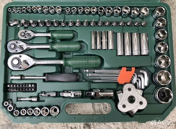 Набор инструментов 121 предмет