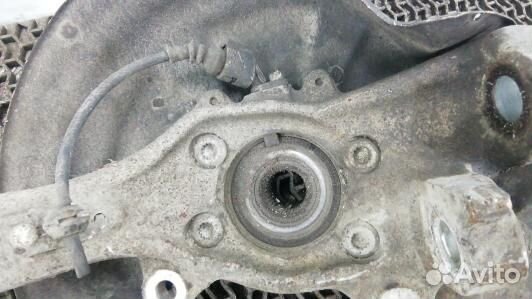 Ступица передняя левая audi A6 C6 (ZSE11K901)