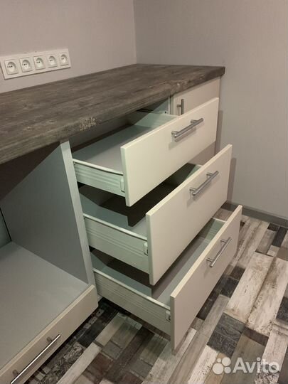 Прямая кухня в хрущёвку ксп:27911