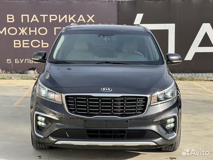 Kia Carnival 2.2 AT, 2018, 107 000 км