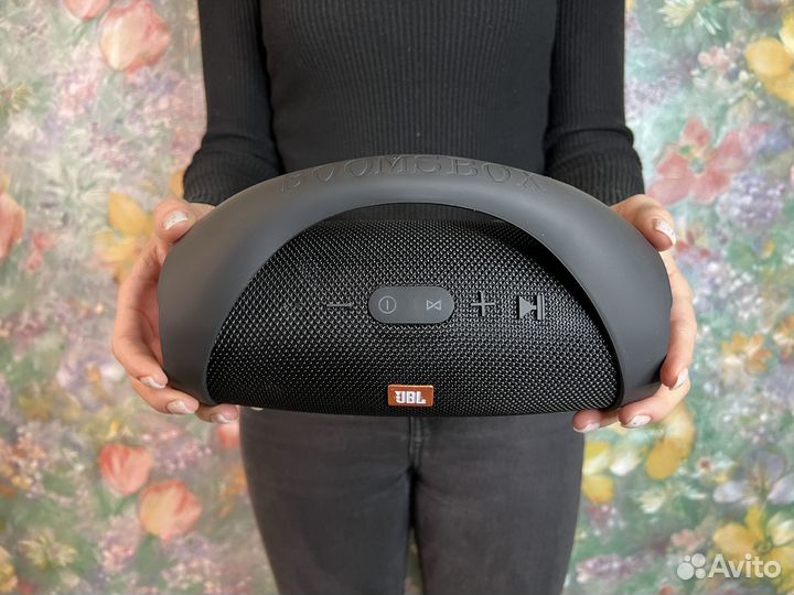 Колонка JBL Boombox