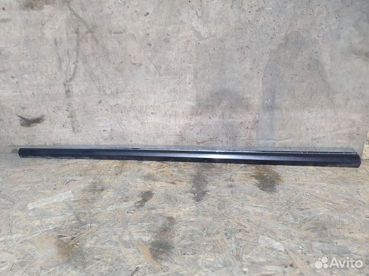 Молдинг накладка передней двери Lexus LS 460 600