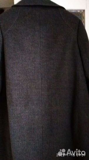 Пальто женское осеннее 50/164