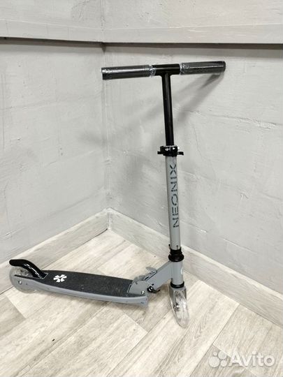 Самокат детский neonix