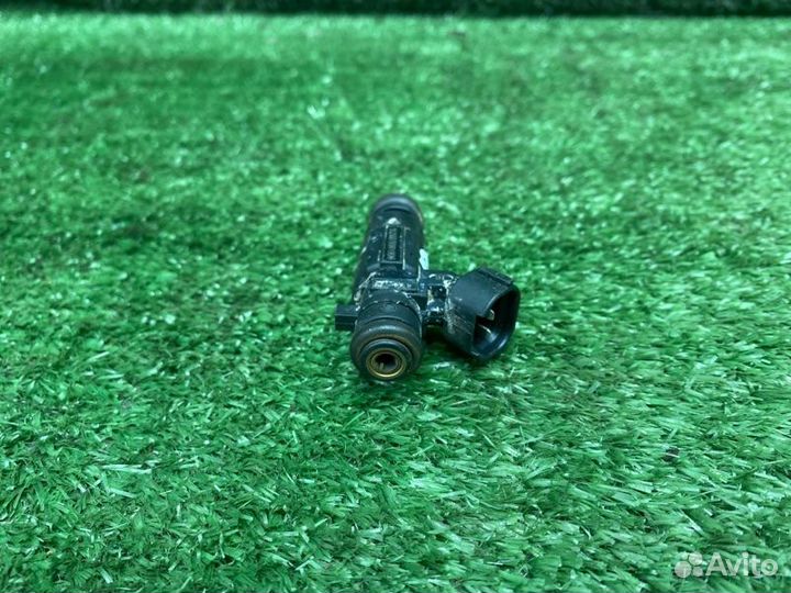 Форсунка топливная Kia Cerato 1