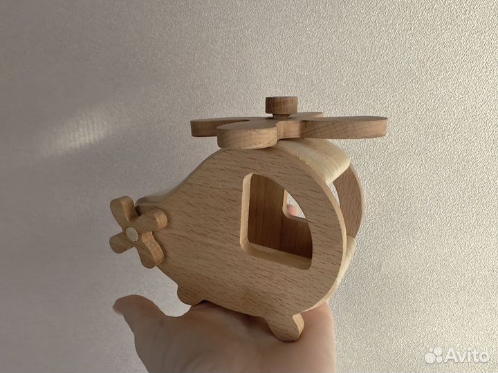 Вертолёт деревянный