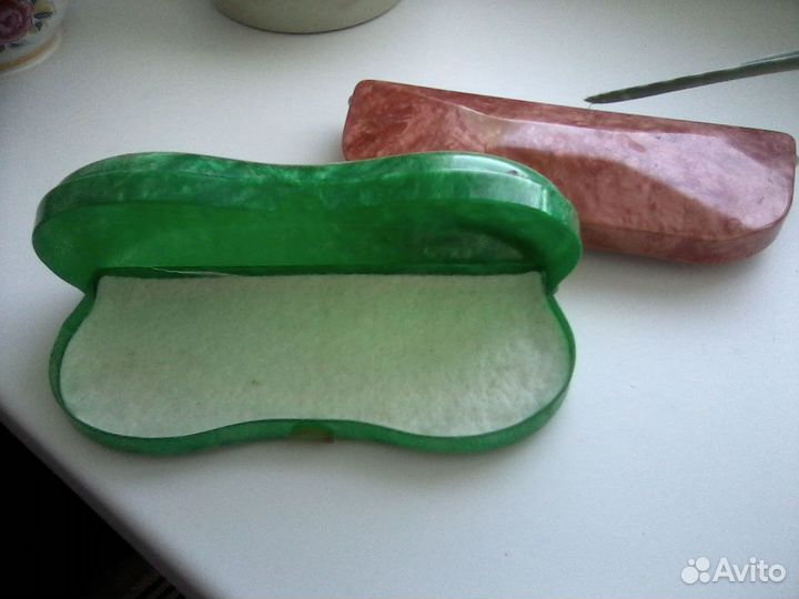 Футляры для очков