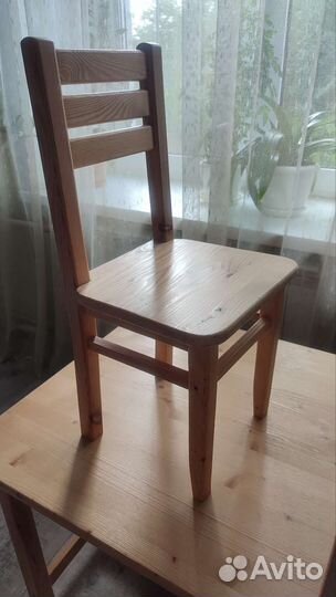 Столик и стульчик для детей