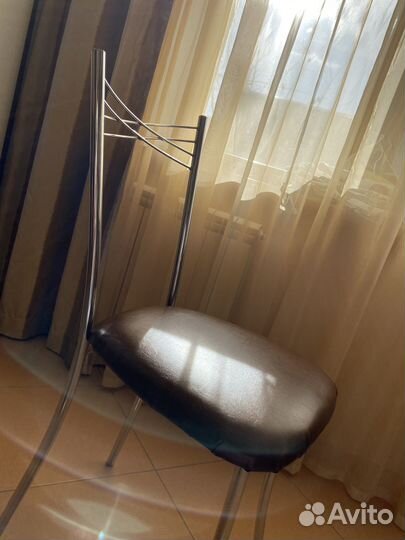 Перетяжка стульев и табуреток