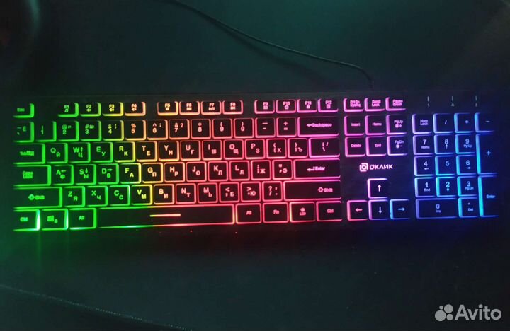 Игровая клавиатура с подсветкой