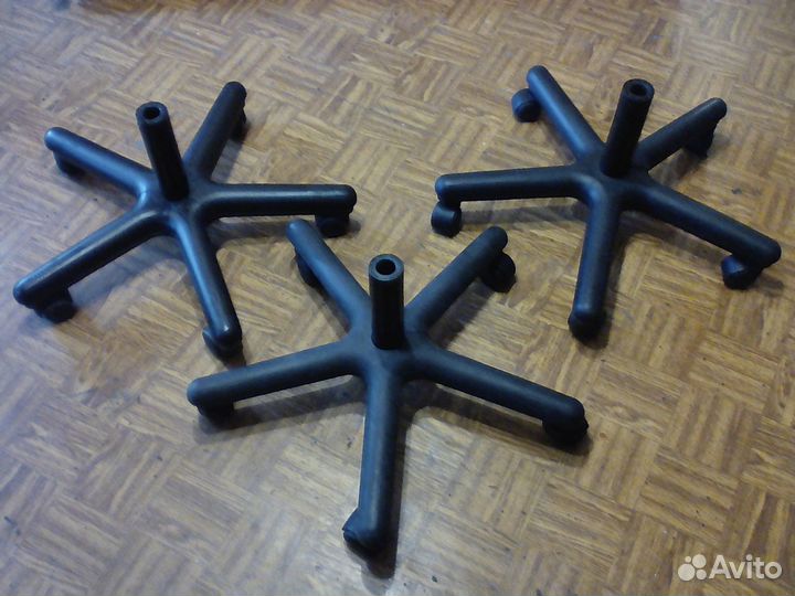 Крестовина металлическая