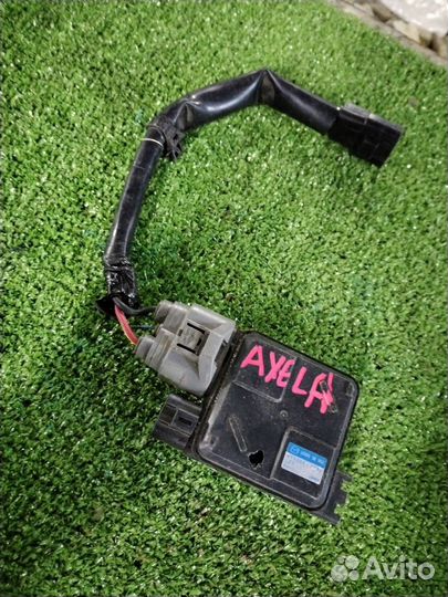 Блок управления вентилятором Mazda Axela