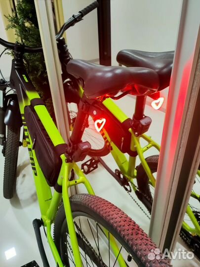 Задний фонарь для велосипеда сердце